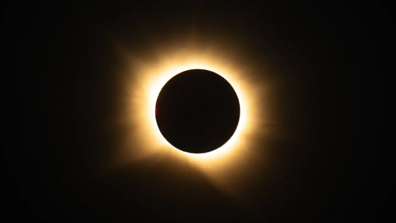 Eclipse solar total desde San Millán de los Caballeros en España el 12 de Agosto de 2026.